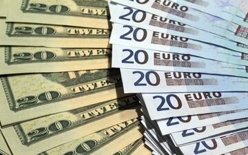 جدول قیمت ارز امروز دوشنبه 12 مرداد؛ آخرین نرخ دلار، یورو و پوند