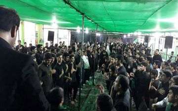 نوای لبیک یا حسین (ع) در بقاع متبرکه استان کرمانشاه طنین انداز شد