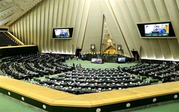  آخرین وضعیت کاهش ساعت کاری ادارات و تعطیلی شنبه‌ها 