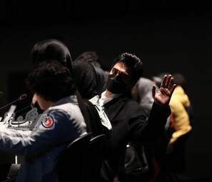 گزارش تصویری از نشست رسانه ای عوامل فیلم " نمور " آخرین فیلم نمایش داده شده چهلمین جشنواره فیلم فجر در سالن اصلی کاخ جشنواره