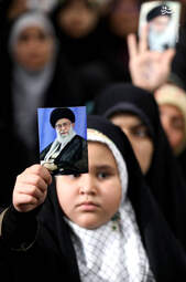 دیدار رهبرانقلاب با جمعی از قشرهای مختلف مردم + تصاویر