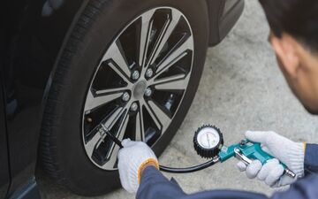 خطرات ناشی از کم‌کردن باد لاستیک گرم خودرو