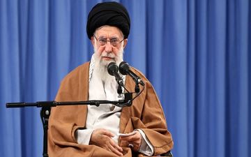 فرمان فرمانده معظم کل قوا به رئیس ستاد کل نیروهای مسلح در زمینه مقابله با کرونا