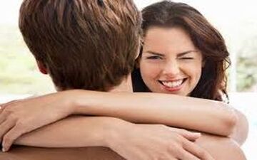 تعداد دفعات رابطه جنسی برای زوج‌ها| روزانه و هفتگی چقدر است؟