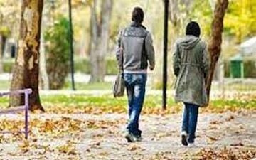 تا به یک پسر نزدیک میشی سریع تقاضای رابطه جنسی میکنه/آخه یعنی ....