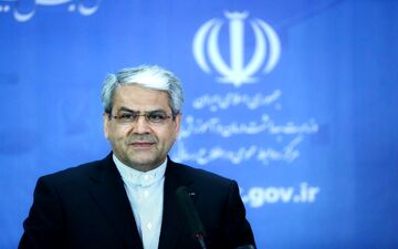 هفته آینده سه ماه کارانه کادر درمان پرداخت می‌شود
