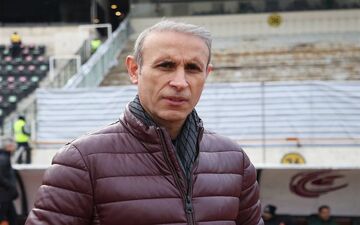 سرمربی پرسپولیس احضار شد/ اتفاق عجیب برای گل محمدی در روز بازی با سپاهان

