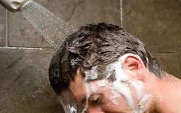 خطرات پنهان زیاده‌روی در استحمام