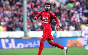 نوراللهی و ردیف اول کلاس پروفسور!