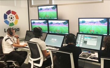 لالیگا پیش از فصل 2026/27 هشت تغییر مهم در قوانین داوری اعلام کرد؛ از دخالت VAR تا محدودیت زمان تعویض
