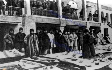 تصویری دیدنی از سفره های افطاری در دربار ناصرالدین شاه