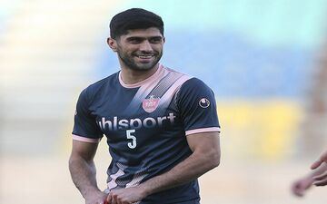 محبوب ترین بازیکن پرسپولیس در اردوی تراکتور