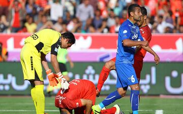 پرسپولیس، شهر بی‌دفاع 