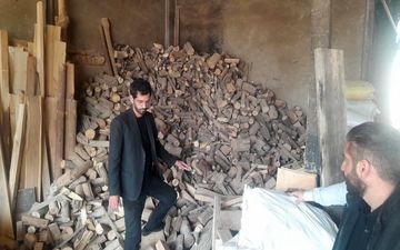 ضربه مهلک به قاچاقچیان طلای سبز در کرمانشاه؛ کشف ۳.۸ تن چوب بلوط در قلب دیزل‌آباد
