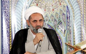 انتقاد امام جمعه اسبق جیرفت از سفره‌های رنگین برخی کاندیداها ‌در ایام انتخابات‌
