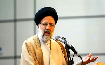 رئیسی: توزیع کالا با کالابرگ روش موثری برای جلوگیری از احتکار و رسوب کالای اساسی است
