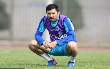 مدافع کروات استقلال به تهران رسید