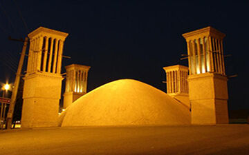 نظر گردشگران خارجی درباره شهر یزد + فیلم