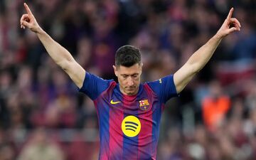 پایان دوران لواندوفسکی در بارسا؟! دو پیشنهاد بزرگ عربستانی روی میز