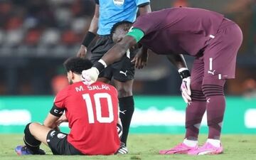  انتقاد فردیناند از بی‌احترامی لیورپولی‌ها نسبت به محمد صلاح 