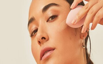 پوست خشک دارید؟ این نکات آرایشی را از دست ندهید!| آرایش مناسب برای پوست خشک
