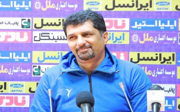 
حسینی: امیدوارم کم‌اشتباه‌ترین بازی خود را مقابل استقلال انجام دهیم
