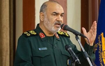 فرمانده کل سپاه : تمام تمرکز دشمن بر رهبری ماست/ اسرائیل از درون پوسیده شده