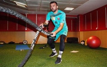
ستاره متعصب پرسپولیس: همیشه آماده بازی هستم/ هدف فقط قهرمانی!