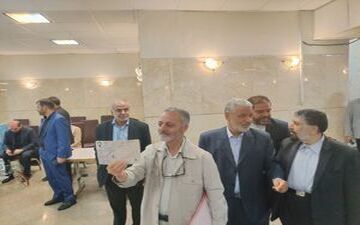 زریبافان در انتخابات ریاست جمهوری ثبت نام کرد

