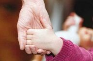 آغوش باز خانواده‌ها برای پذیرش ۶۳ کودک بی‌سرپرست کرمانشاهی/۹ کودک بیمار هم تنها نماندند