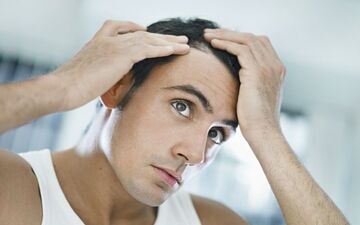 خواص شگفت انگیز روغن بچه برای سلامت پوست و مو