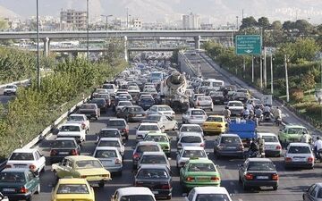 جدیدترین وضعیت ترافیکی معابر و بزرگراه‌های شهر تهران
