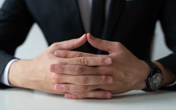 اقدام هولناک یک روانشناس؛ سوء استفاده از بیماران با برهنه کردنشان