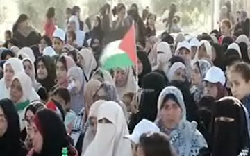 راهپیمایی زنان فلسطینی در مرزهای نوار غزه + فیلم