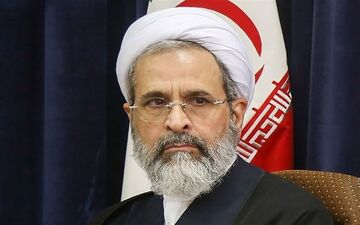 رئیس ستادکل نیروهای مسلح با آیت‌الله اعرافی دیدار کرد