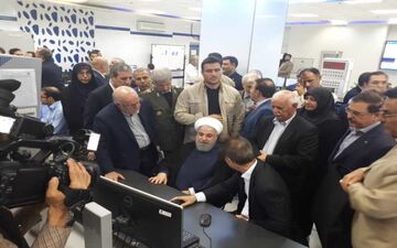  رئیس جمهوری سه طرح پتروشیمی را در عسلویه افتتاح کرد