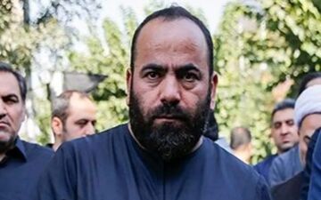 حسن آقا میری به 8 سال زندان محکوم شد/ او خلع لباس هم شد 