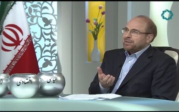 اعتراض به پخش همزمان ۲ برنامه تلویزیونی قالیباف در صدا و سیما 
