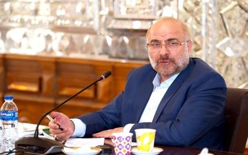 راه مقاومت با قدرت ادامه دارد
