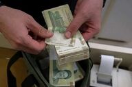 چرا عیدی ۱۰ میلیونی این بازنشستگان واریز نشد؟