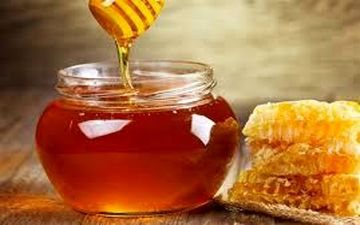 عسل طبیعی رنگ ثابتی ندارد