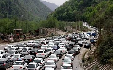 جاده چالوس یک‌طرفه شد؛ محدودیت‌های ترافیکی برای تخلیه بار سنگین