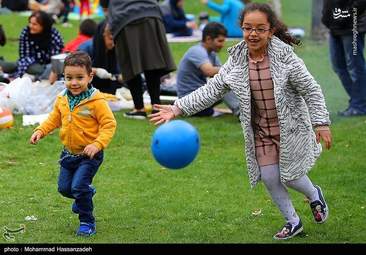روز طبیعت در پارک ملت تهران + تصاویر