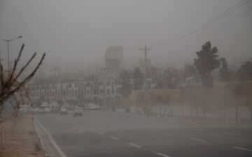 طوفان و وزش باد در  سبزوار تا ساعات پایانی امشب ادامه دارد