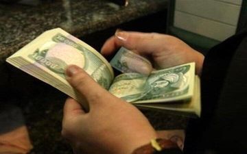 آغاز فروش ارز اربعین در پنج بانک عامل کرمانشاه	


