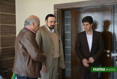 نادر نوروزی 