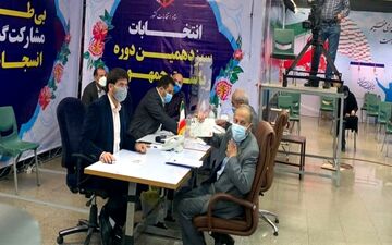 سردار علیرضا افشار در سیزدهمین دوره انتخابات ریاست جمهوری ثبت نام کرد

