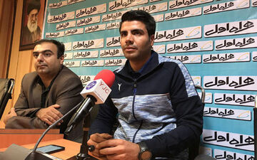 سرمربی ماشین سازی از هفته دوم لیگ برتر محروم شد