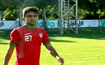 باشگاه هلندی خواستار جذب مدافع فولاد