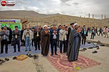 گردشگران نوروزی در تخت جمشید + تصاویر